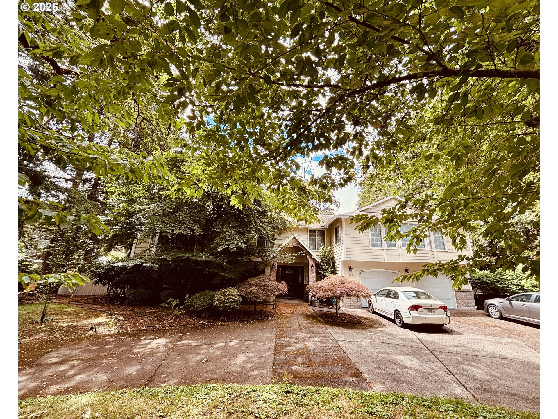1124 SE RIVER FOREST RD