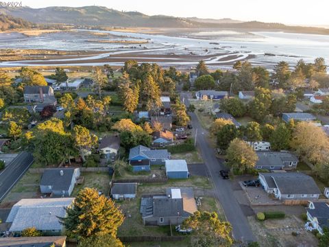 A home in Lincoln City