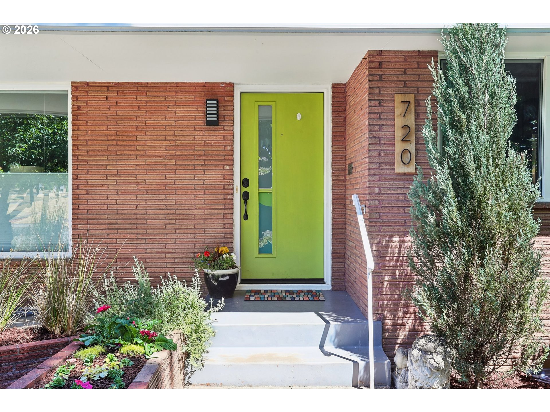 720 NE 107TH PL