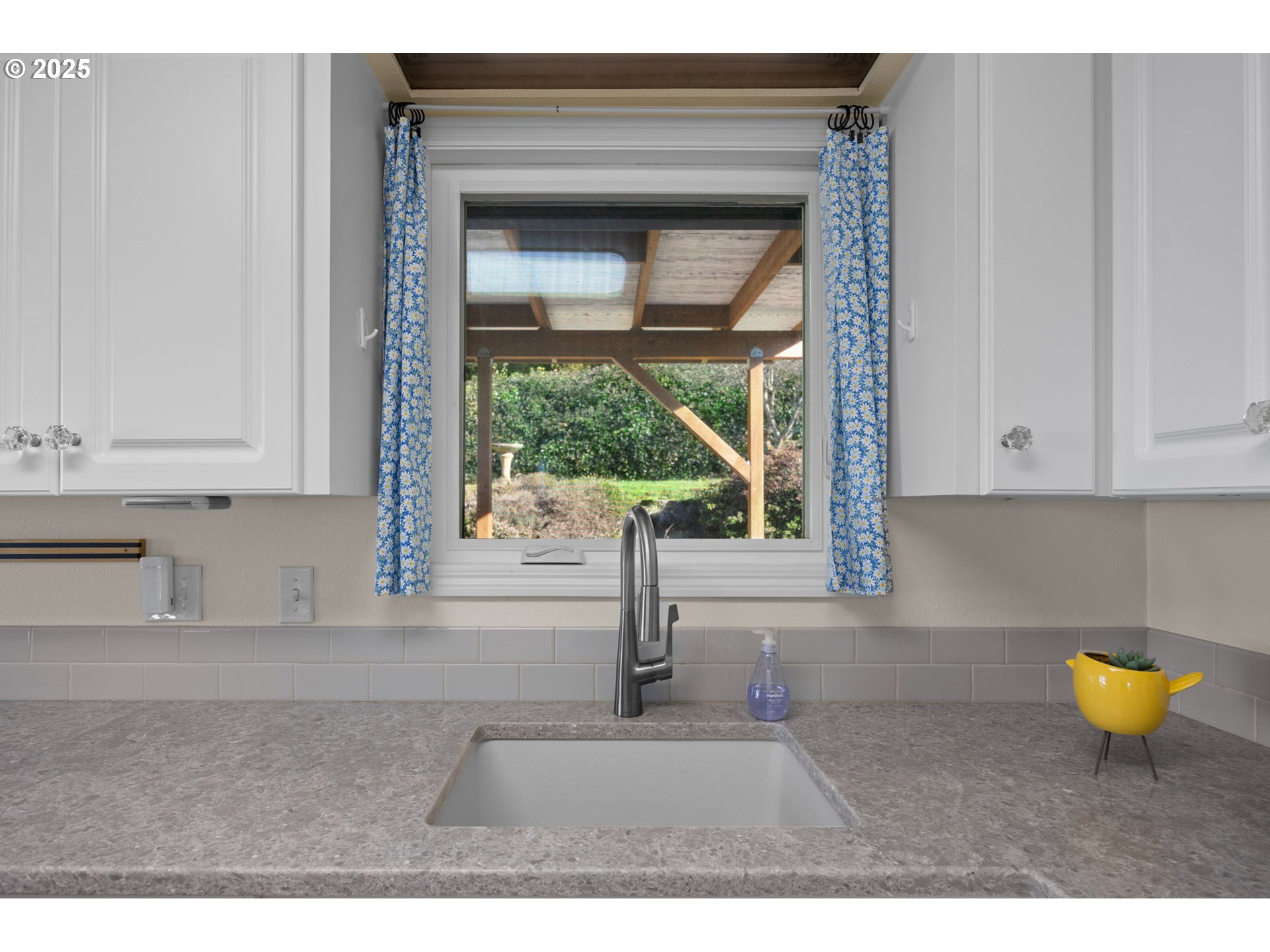 Estacada, Oregon 97023, United States, 3 Bedrooms Bedrooms, ,2 BathroomsBathrooms,Residential,Pending,4698