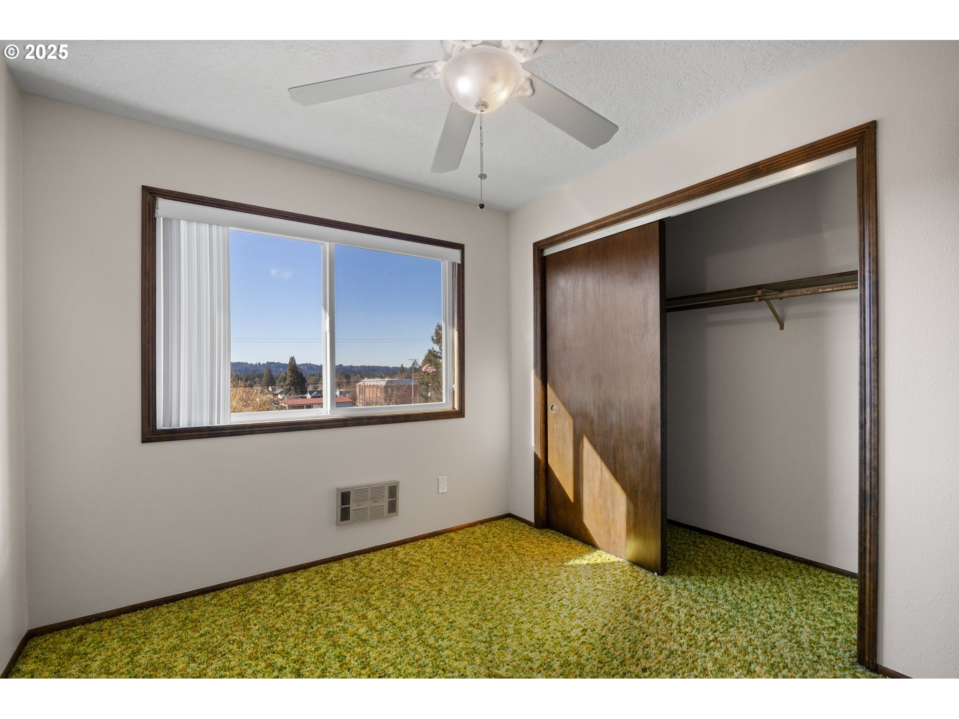 Estacada, Oregon 97023, United States, 3 Bedrooms Bedrooms, ,2 BathroomsBathrooms,Residential,Pending,4698