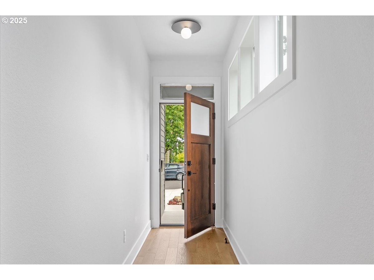 5105 NE 36TH AVE