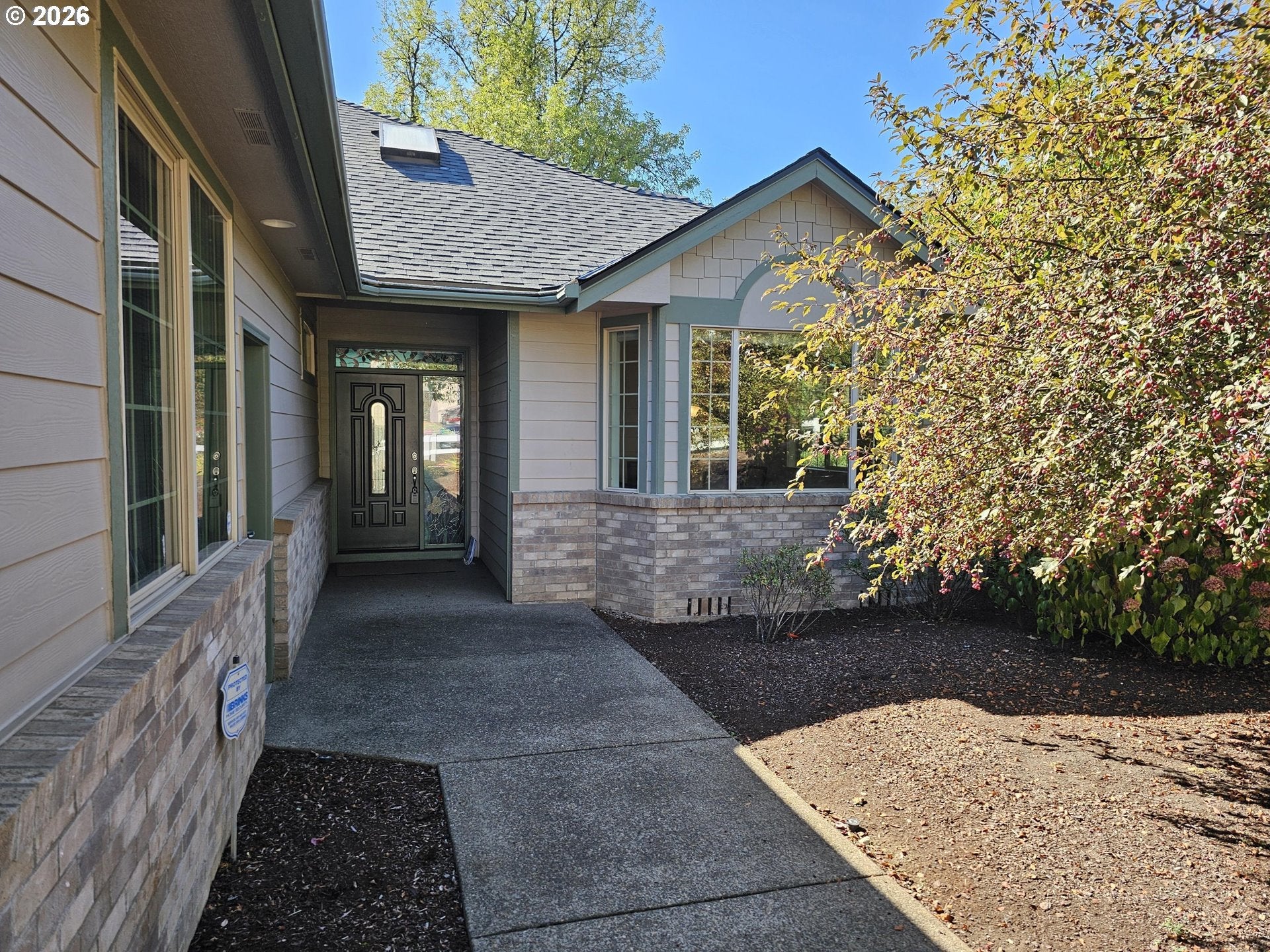 1395 NW WEST MEADOWS DR