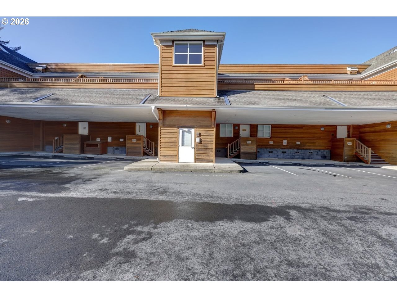 123 S HEMLOCK ST 204