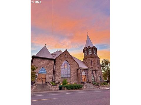 352 SE 2ND ST Pendleton OR 97801