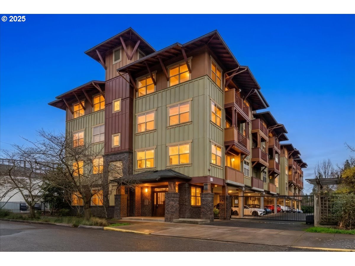 400 NE 100TH AVE 101