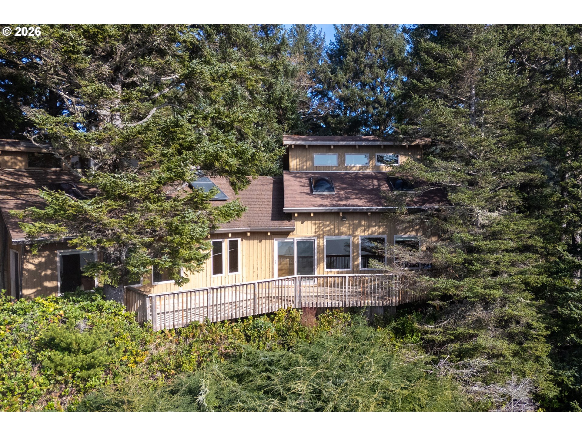 2430 CAPE MEARES LOOP