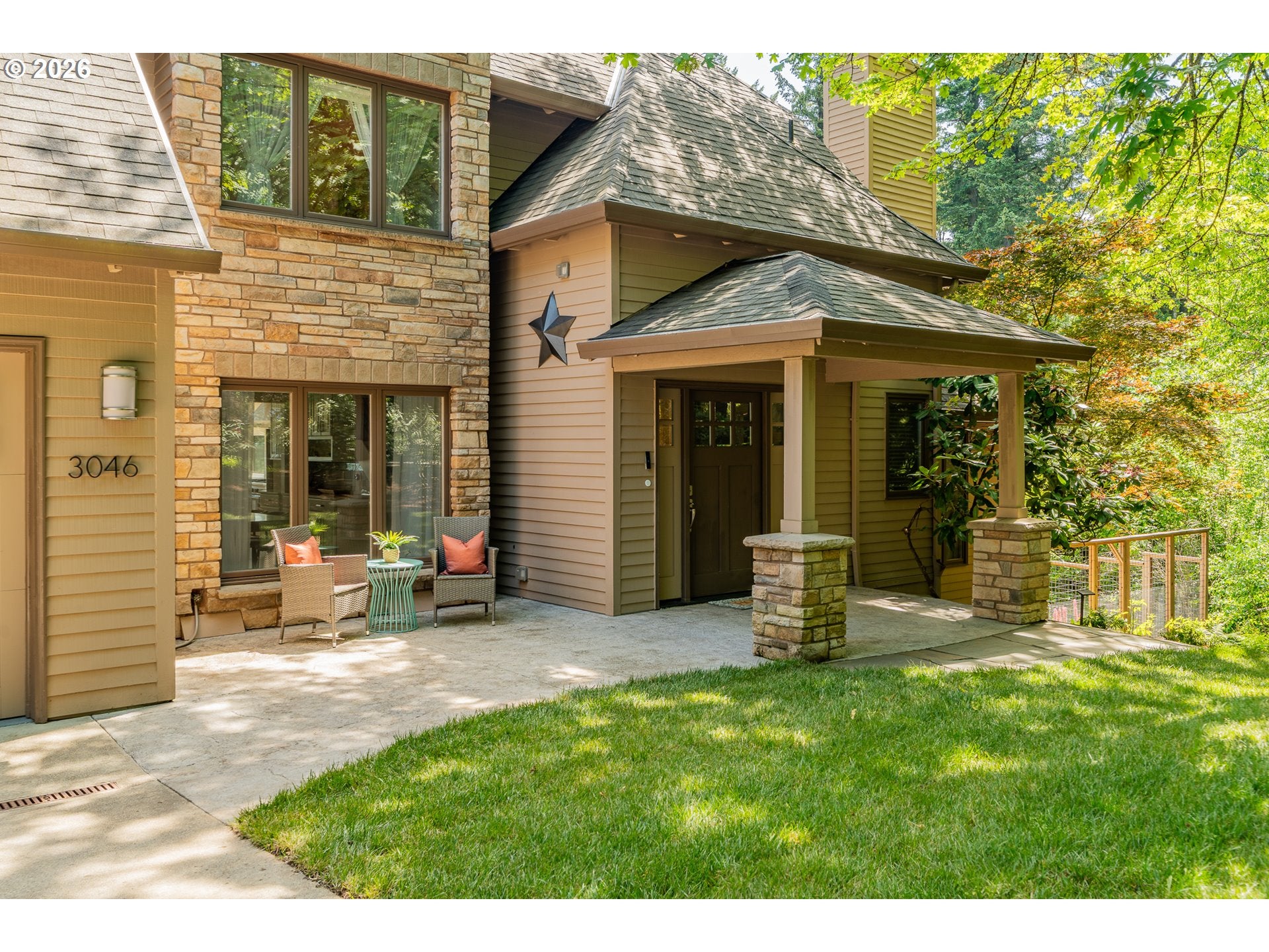 3046 SW FAIRMOUNT BLVD