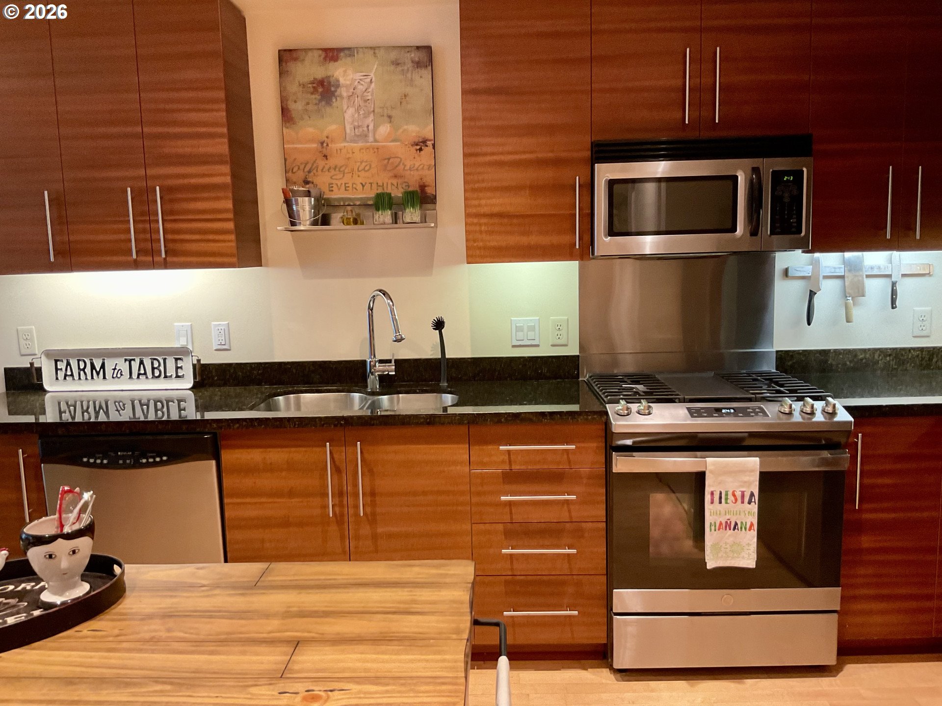 1830 NW RIVERSCAPE ST 307