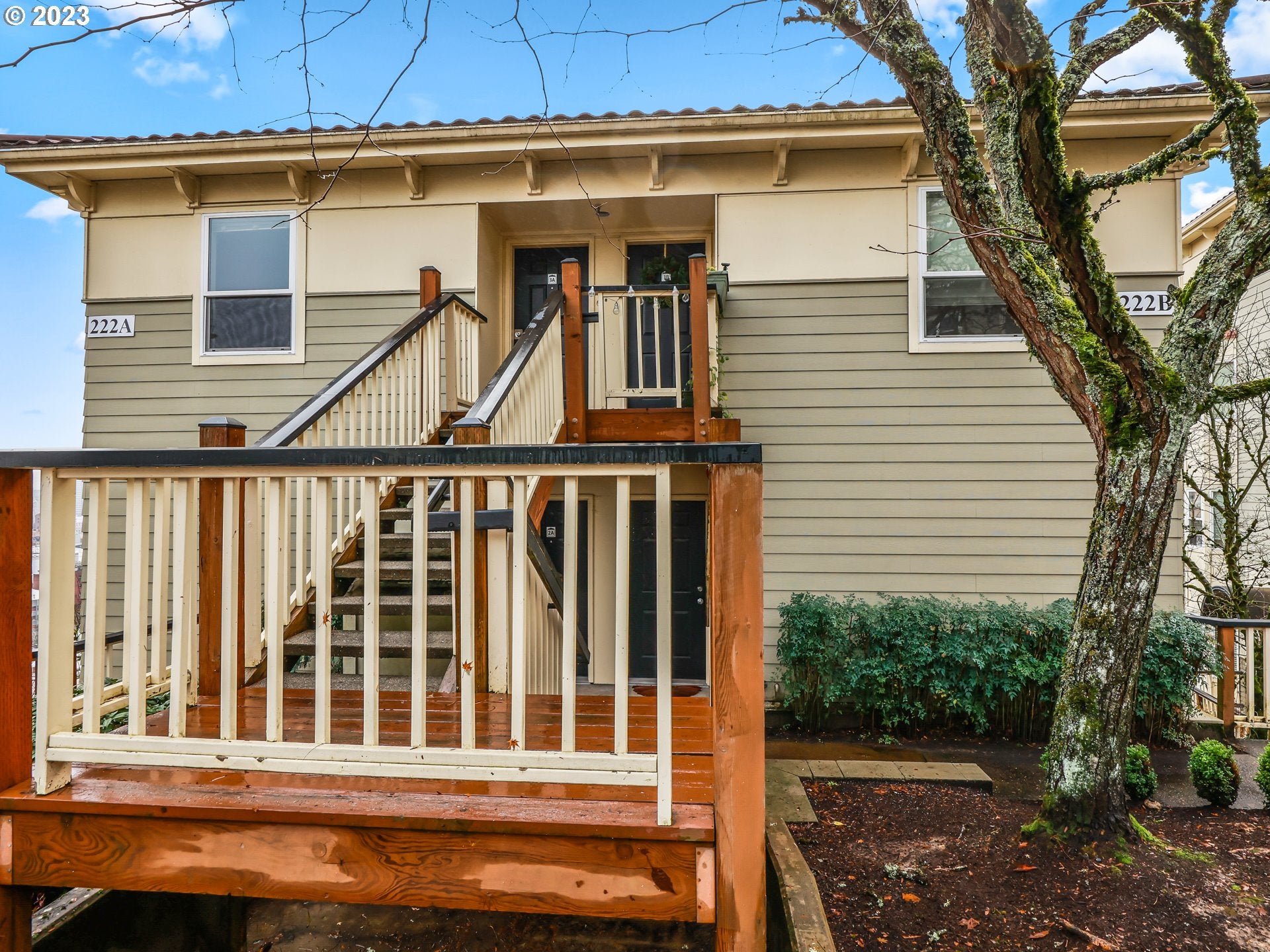 222 NW UPTOWN TER