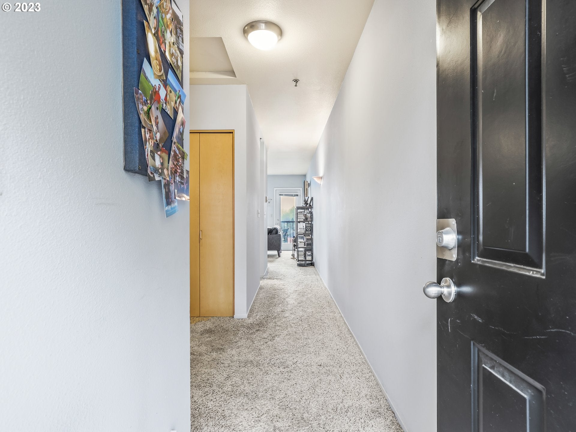 222 NW UPTOWN TER