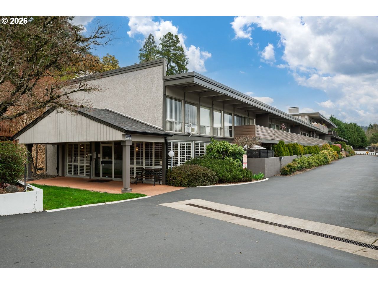 4460 SW SCHOLLS FERRY RD 6A