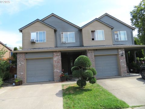 1740 NE DARBY ST Hillsboro OR 97124