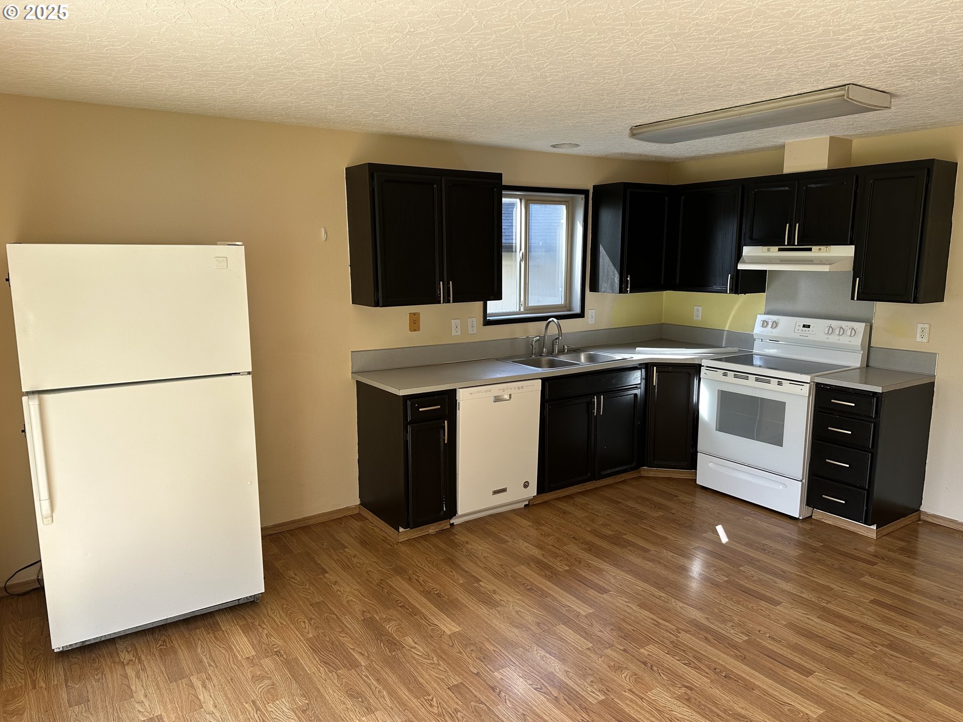 4433 ADDY LOOP