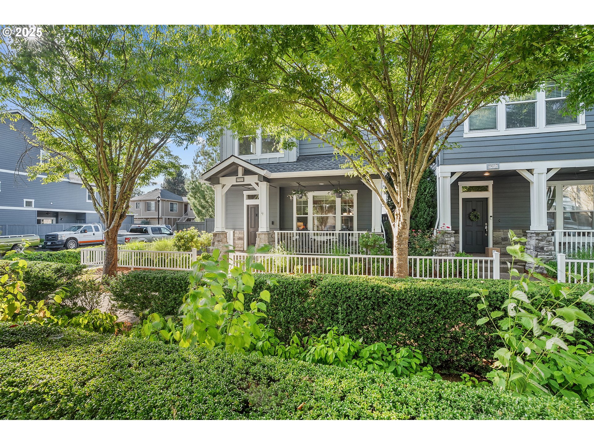 29021 SW VILLEBOIS DR