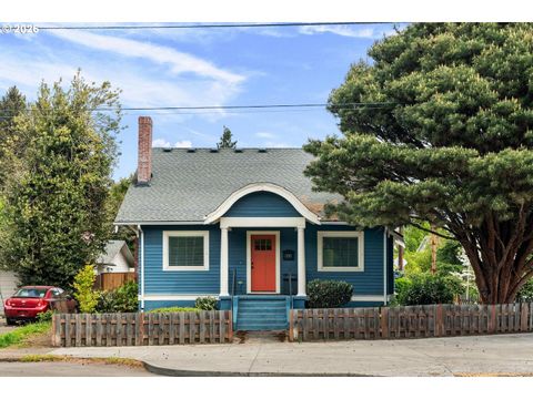 9707 N LOMBARD ST Portland OR 97203