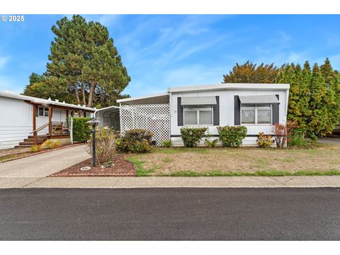 2681 SE RIVER RD 51 Hillsboro OR 97123