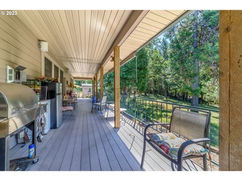 Tiny photo for 48482 E Meadow Way, Oakridge, OR 97463 (MLS # 513712198)