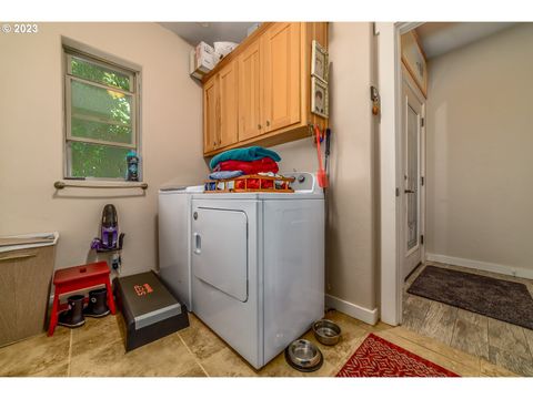 Tiny photo for 48482 E Meadow Way, Oakridge, OR 97463 (MLS # 513712198)