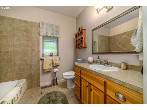 Tiny photo for 48482 E Meadow Way, Oakridge, OR 97463 (MLS # 513712198)