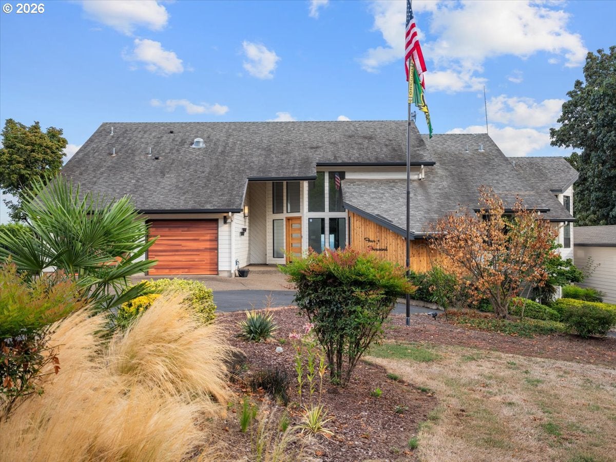 4000 EOLA DR NW