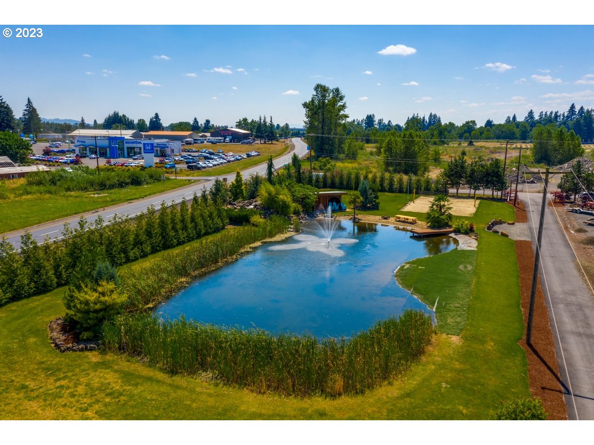 3100 LONE OAK RD