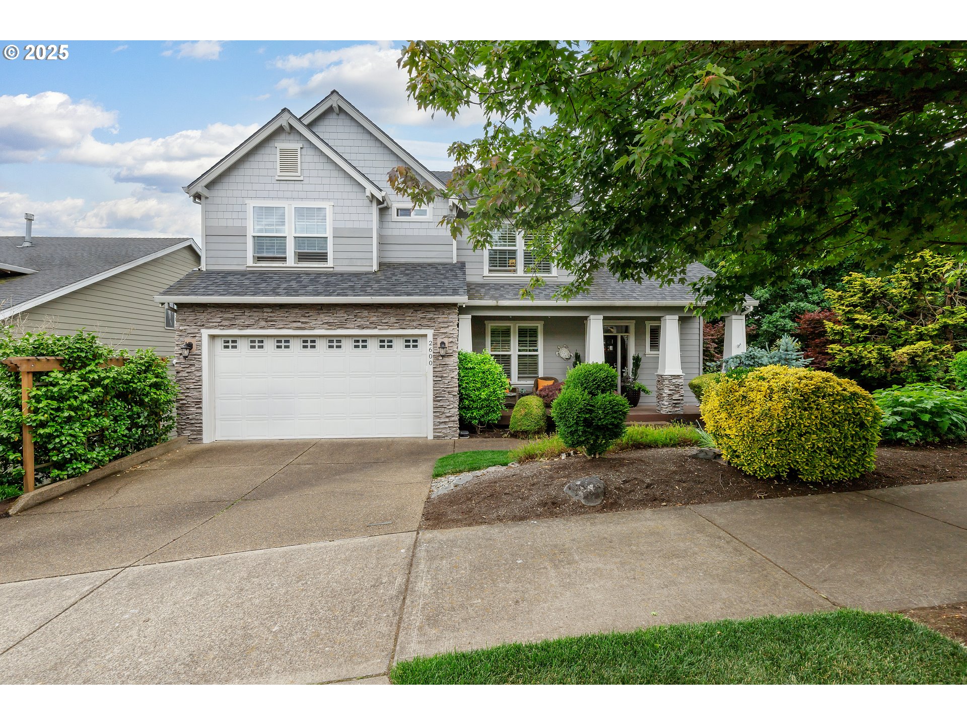 2600 UMPQUA LN