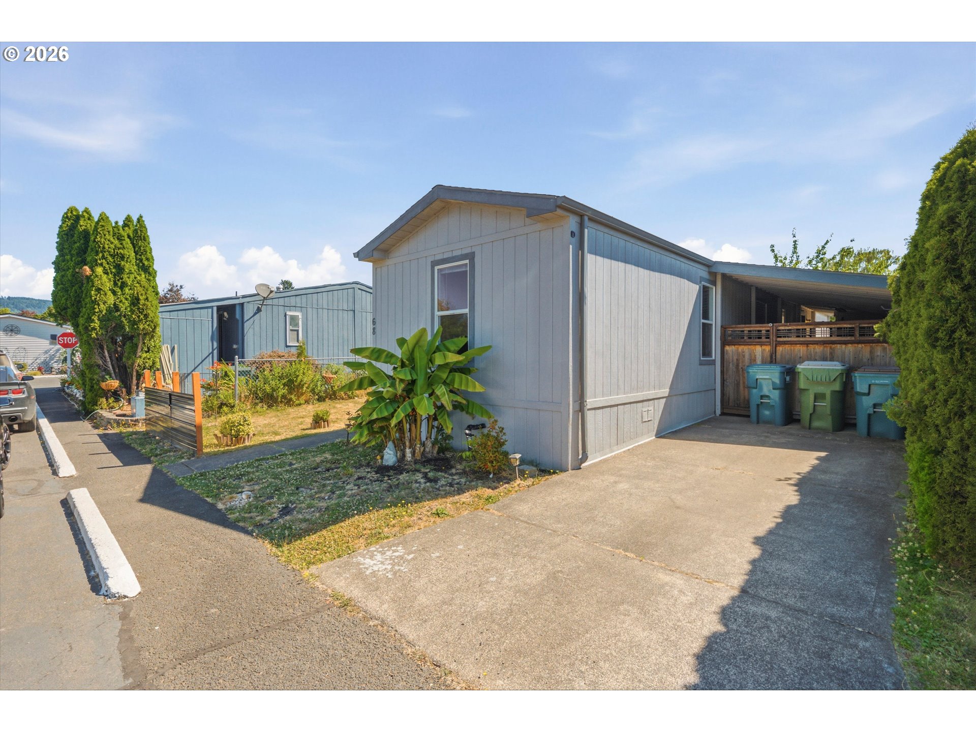 301 E COLUMBIA DR 68