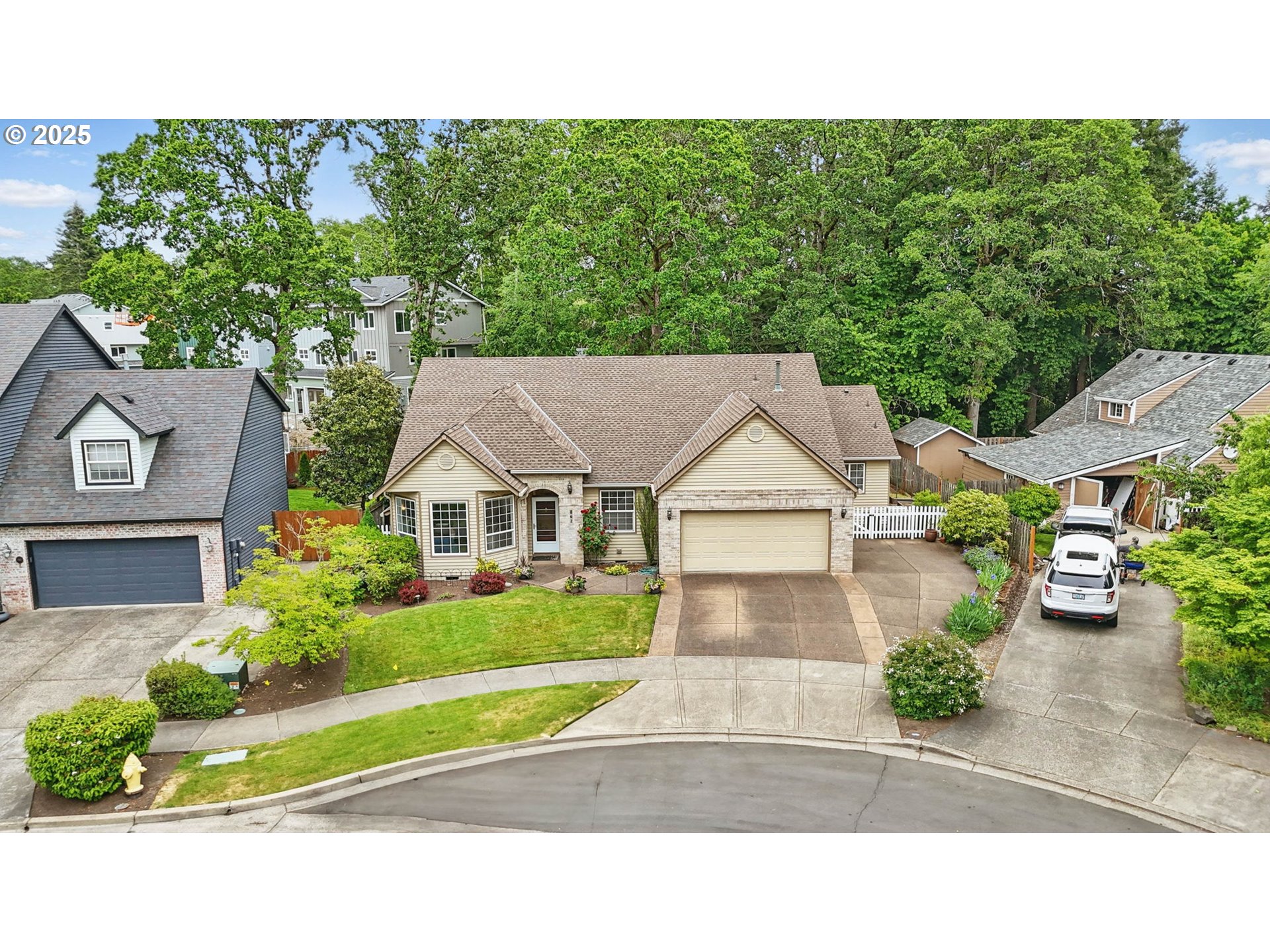 862 SE 63RD DR