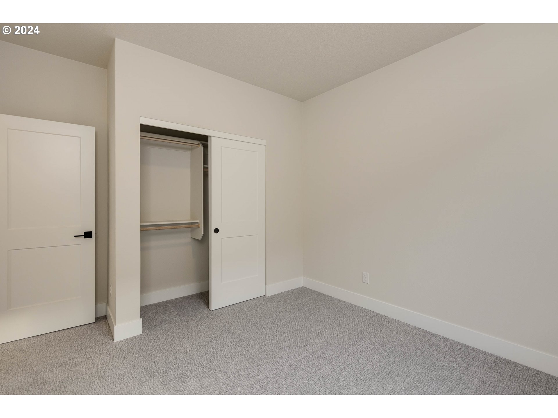 Newberg, Oregon 97132, United States, 3 Bedrooms Bedrooms, ,3 BathroomsBathrooms,Residential,Active,36607