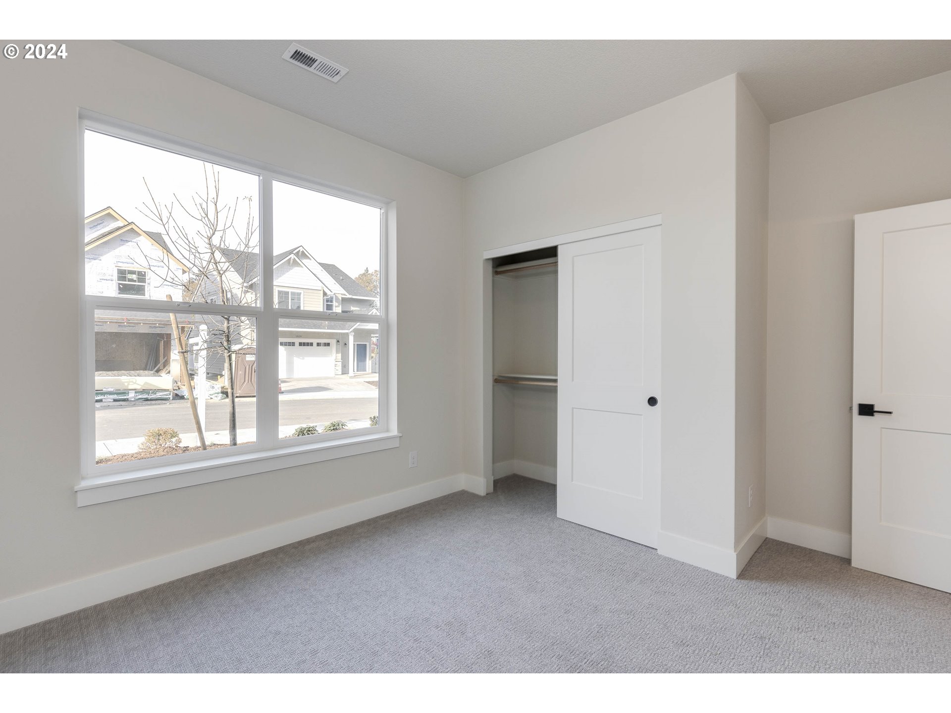 Newberg, Oregon 97132, United States, 3 Bedrooms Bedrooms, ,3 BathroomsBathrooms,Residential,Active,36607