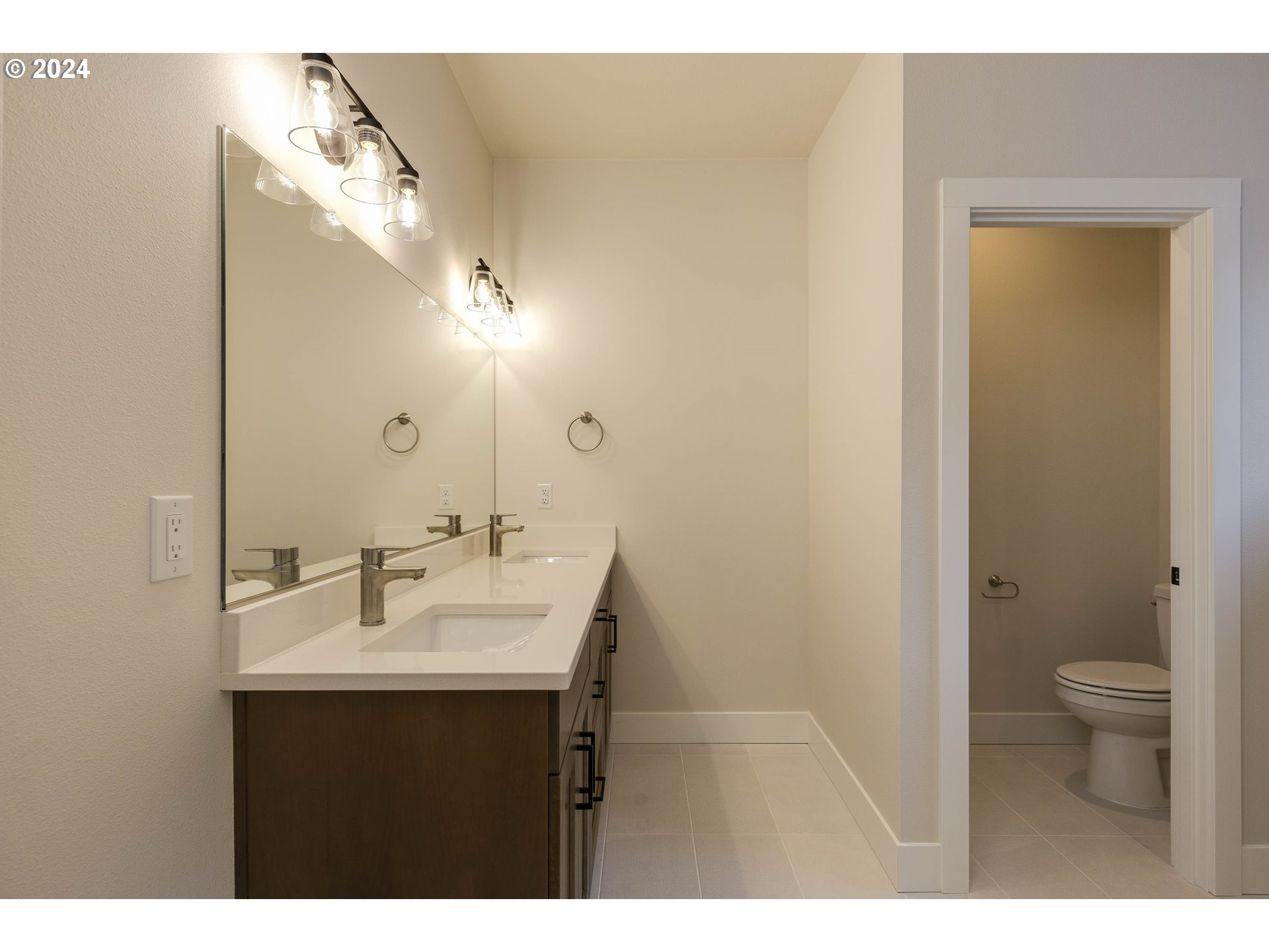 Newberg, Oregon 97132, United States, 3 Bedrooms Bedrooms, ,3 BathroomsBathrooms,Residential,Active,36607