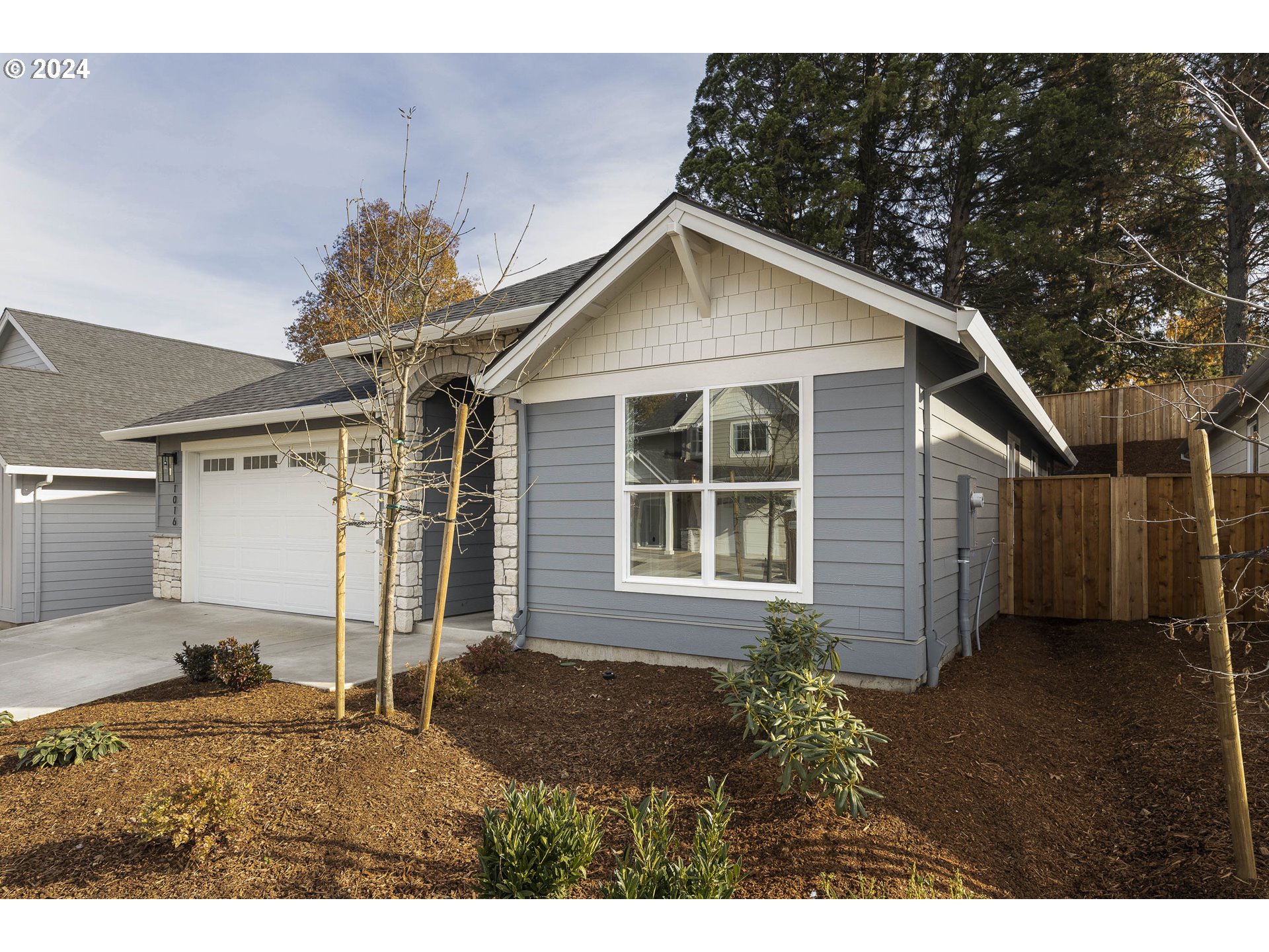 Newberg, Oregon 97132, United States, 3 Bedrooms Bedrooms, ,3 BathroomsBathrooms,Residential,Active,36607