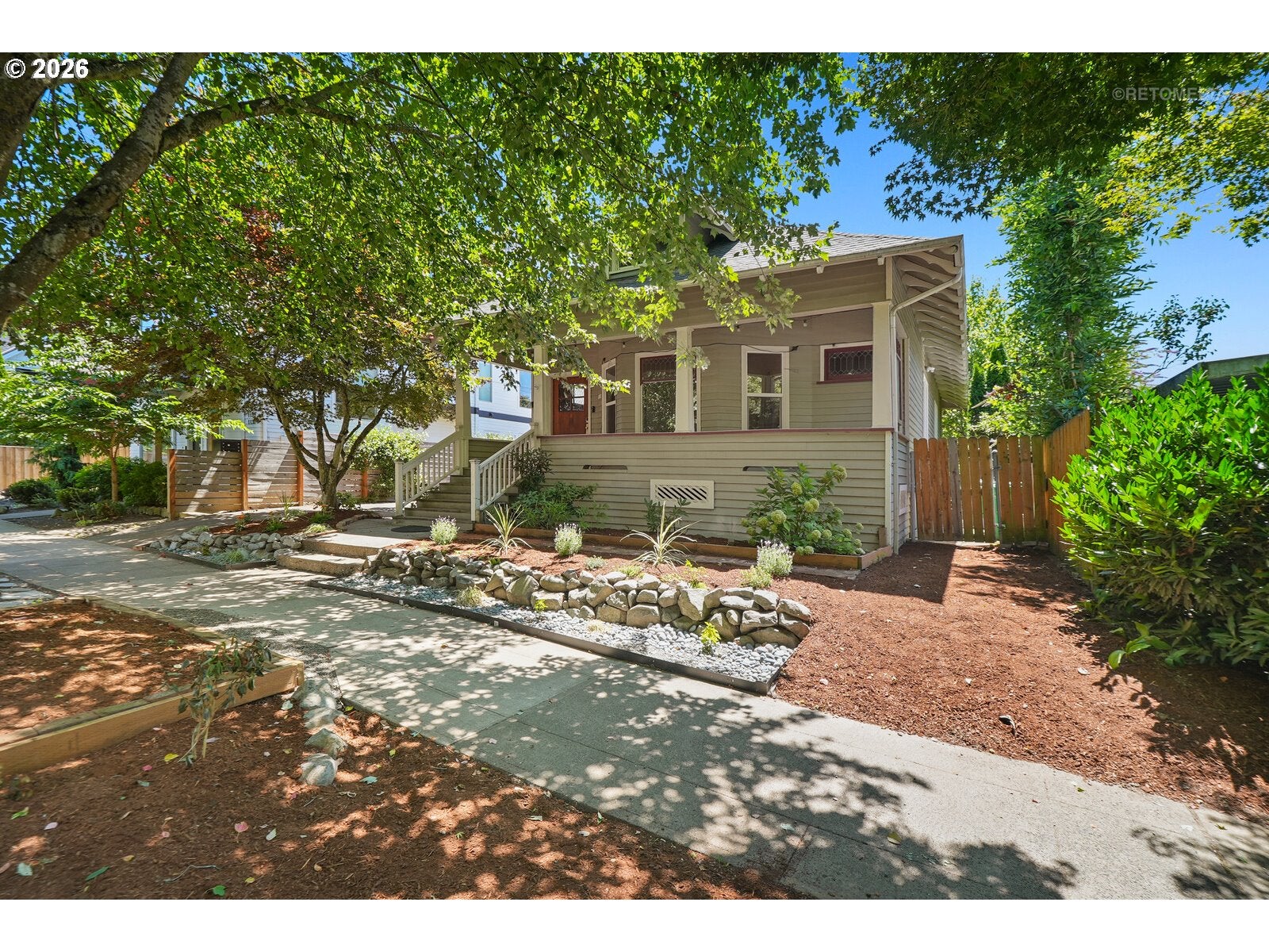 1116 SE TENINO ST