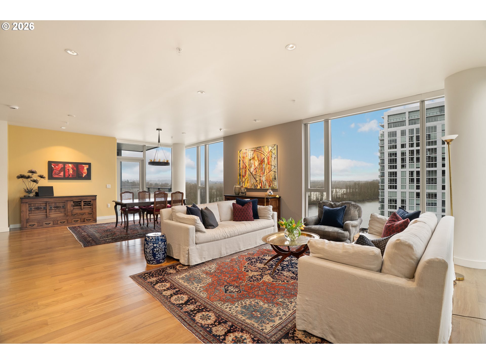 841 S GAINES ST 1312