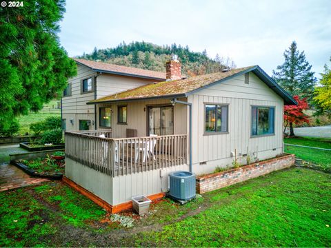 A home in Roseburg