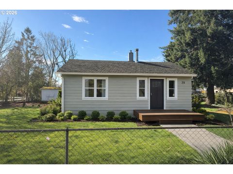 125 SE 126TH AVE Portland OR 97233