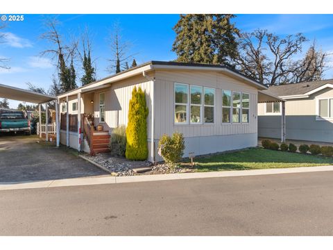 A home in Clackamas