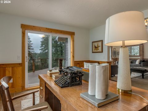 A home in Estacada