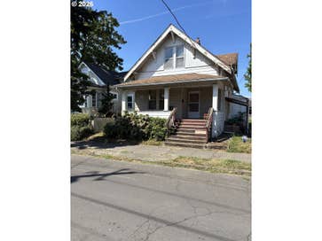 4123 NE 8TH AVE Portland OR 97211