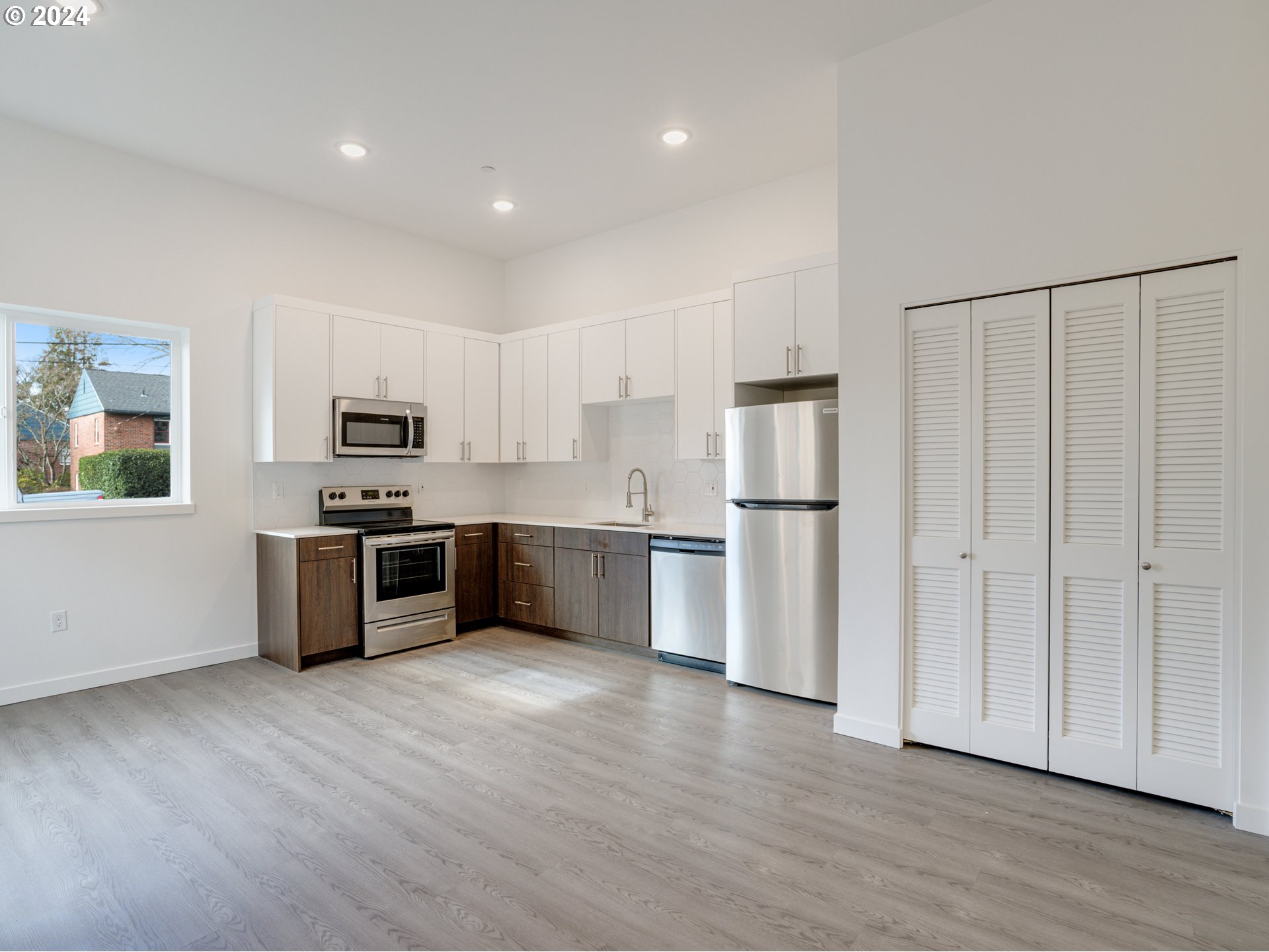 232 NE 61ST AVE