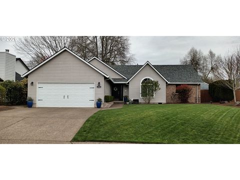 Photo of 1545 SW Hilary St, McMinnville, OR 97128 (MLS # 506435696)