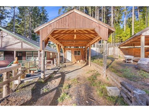 A home in Port Orford