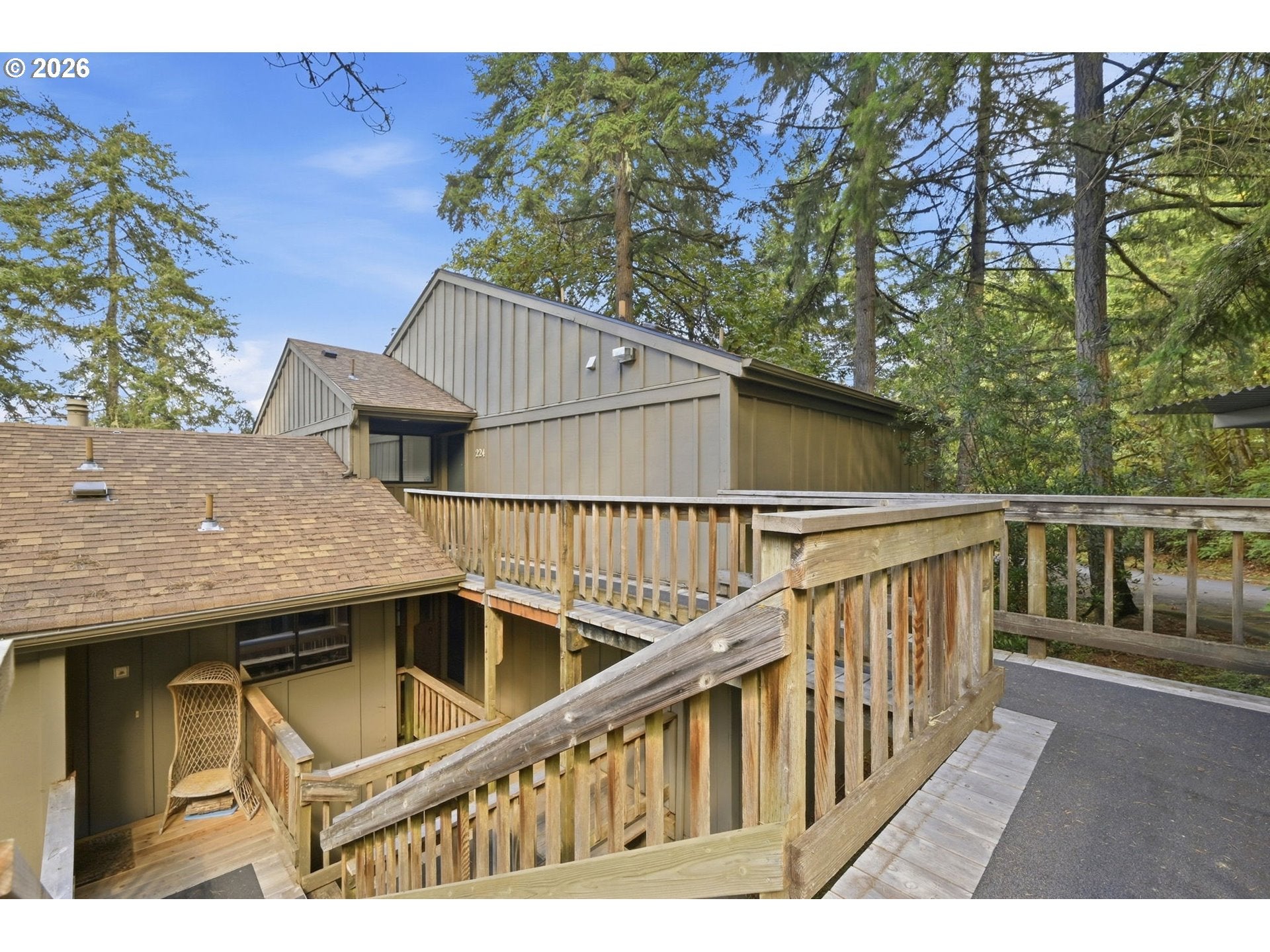 223 TRAILSIDE LOOP