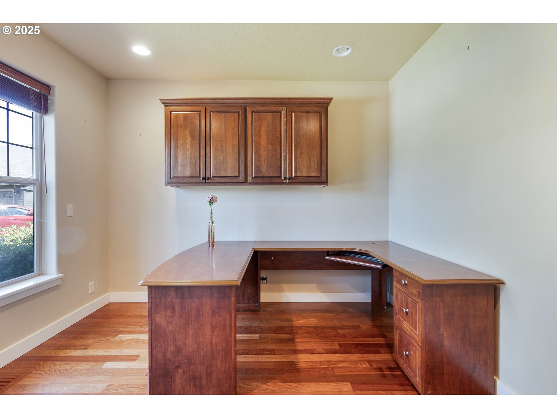 3535 BUTTERFLY CREEK LN