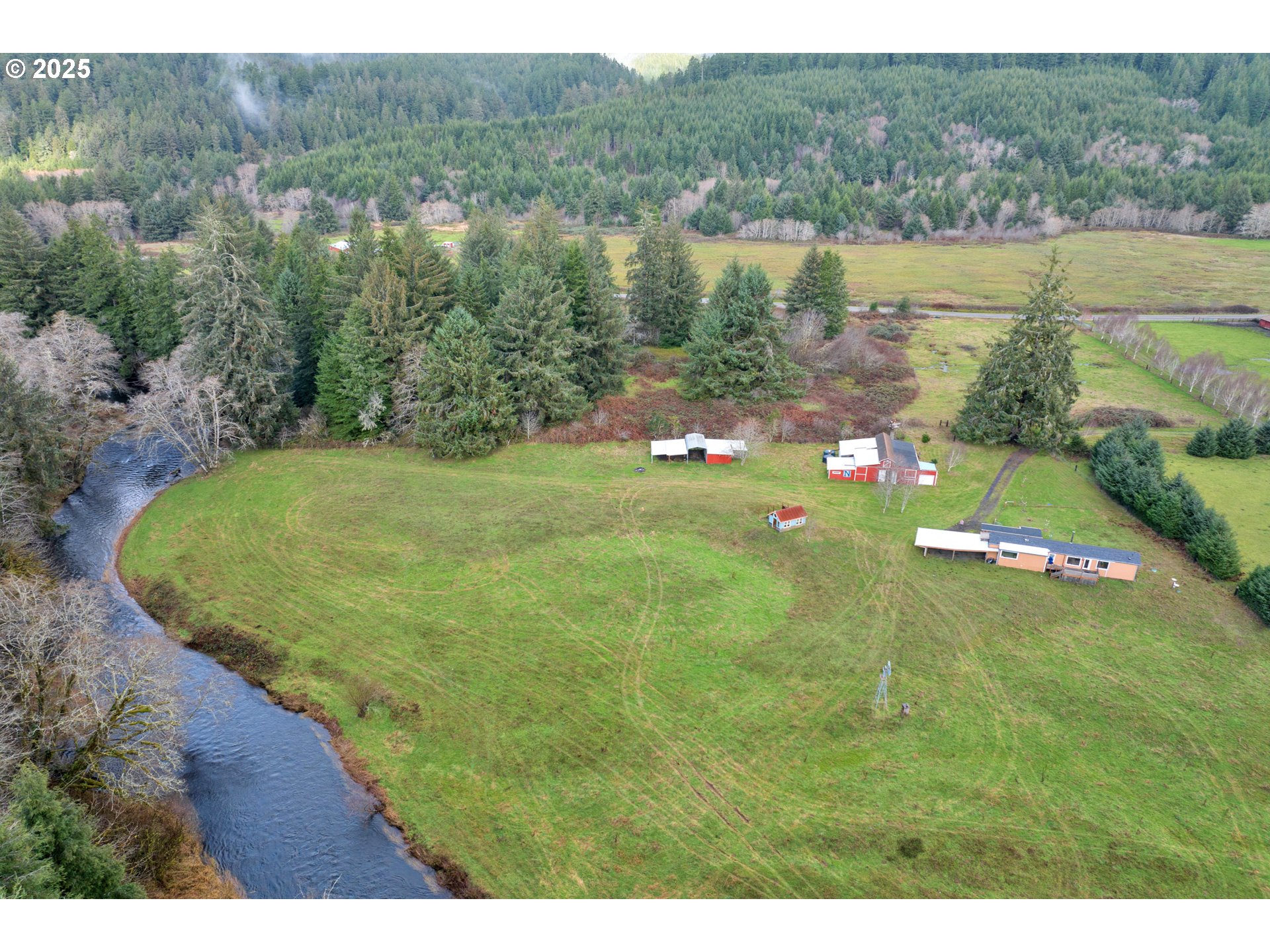 4834 YACHATS RIVER RD