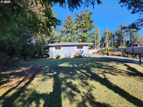 A home in Port Orford