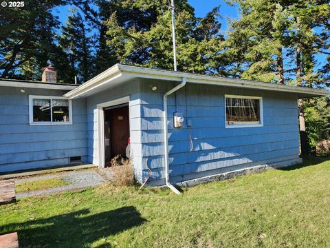 A home in Port Orford