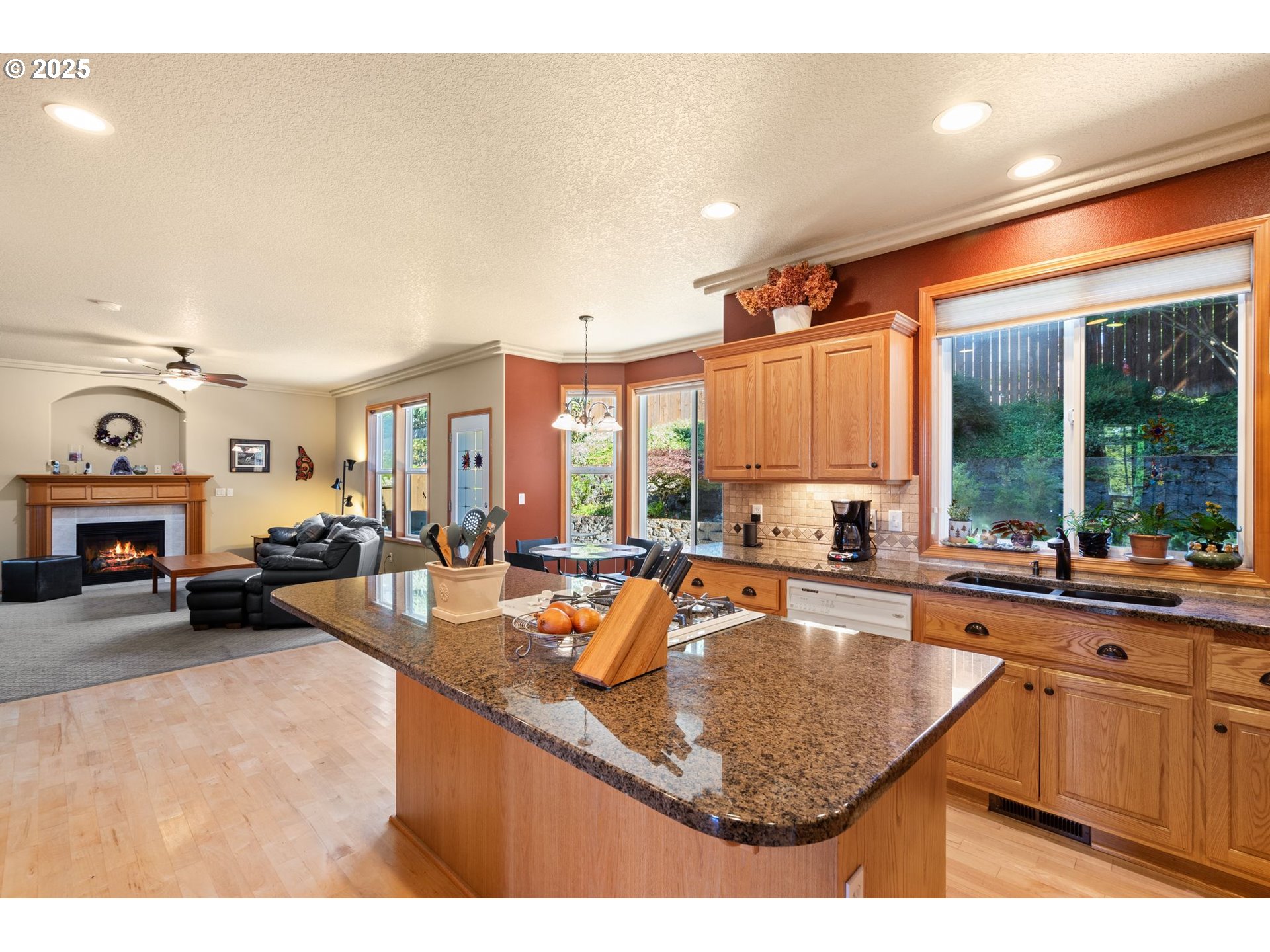 Battle Ground, Washington 98604, United States, 5 Bedrooms Bedrooms, ,3 BathroomsBathrooms,Residential,Active,173381