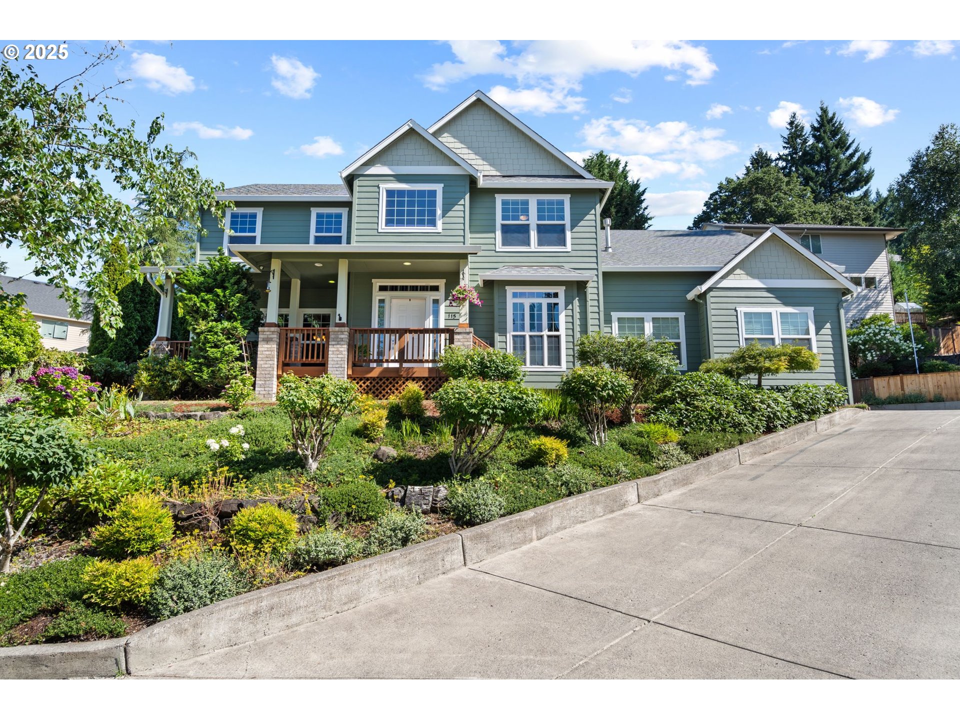 Battle Ground, Washington 98604, United States, 5 Bedrooms Bedrooms, ,3 BathroomsBathrooms,Residential,Active,173381